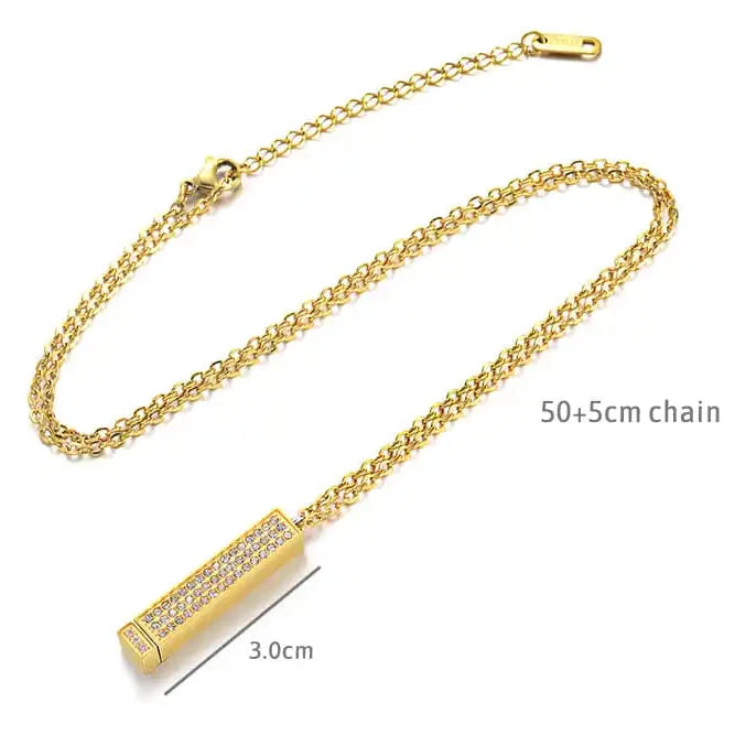 Secret love chain locket Cosmia
