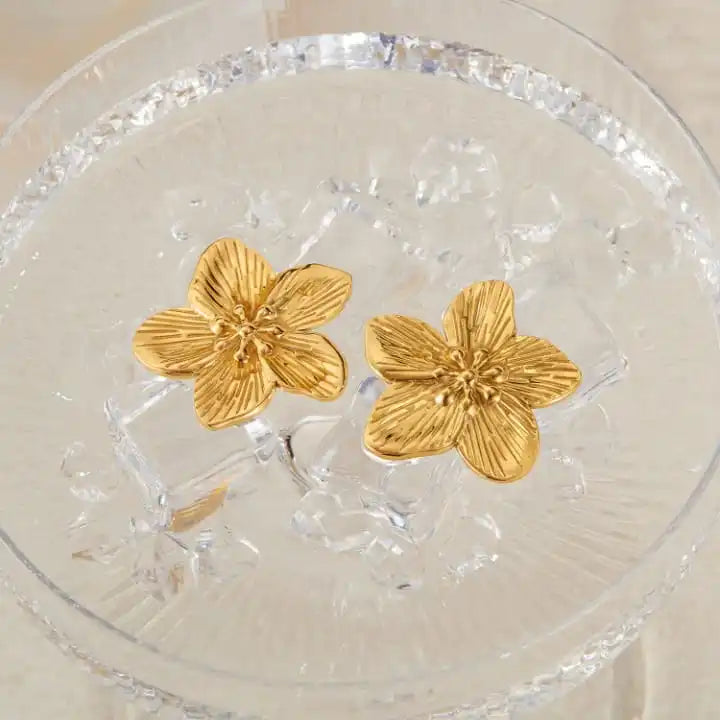 Designer Flower Studs Earring Cosmia