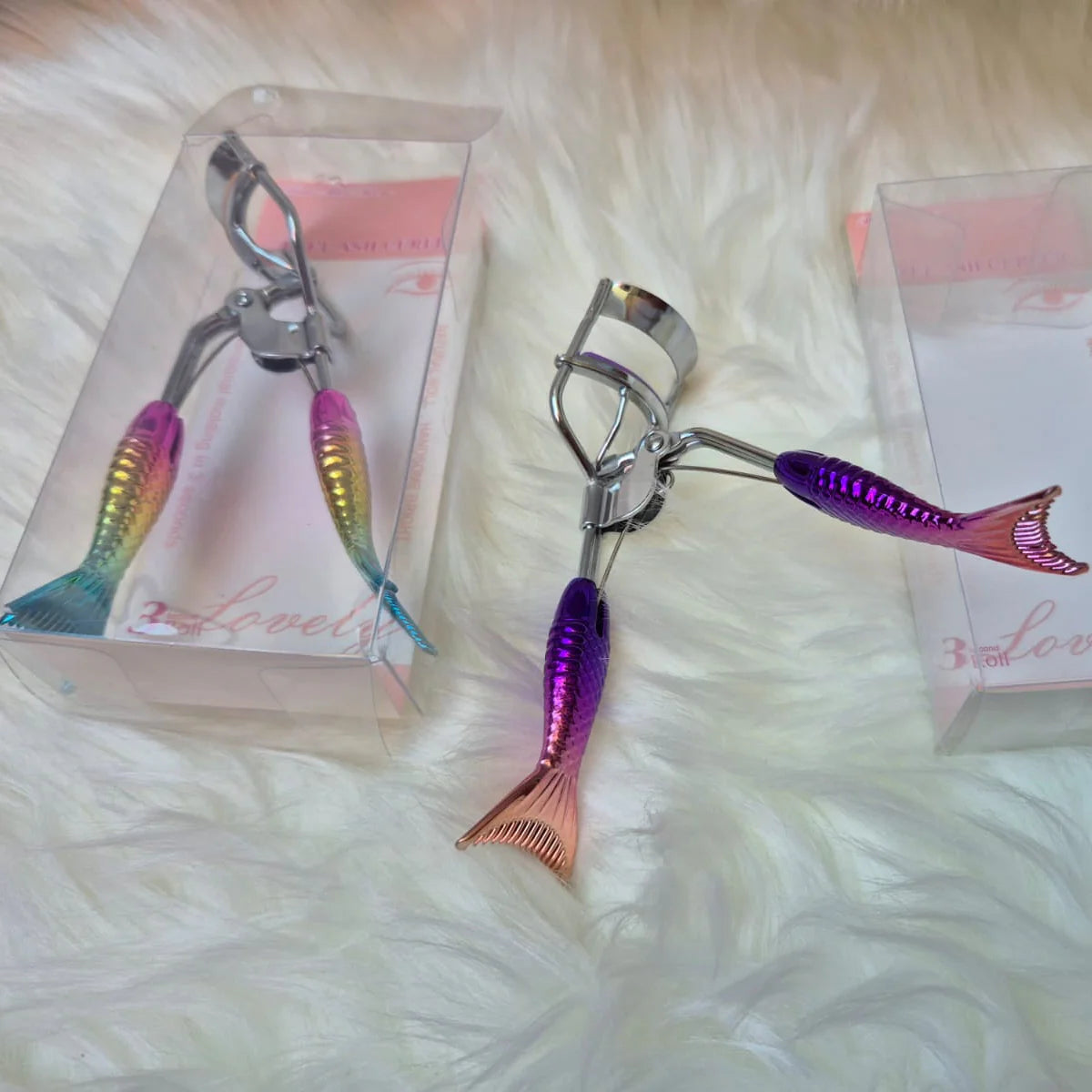 Mermaid-Handle Eyelash Curler Cosmia.pk
