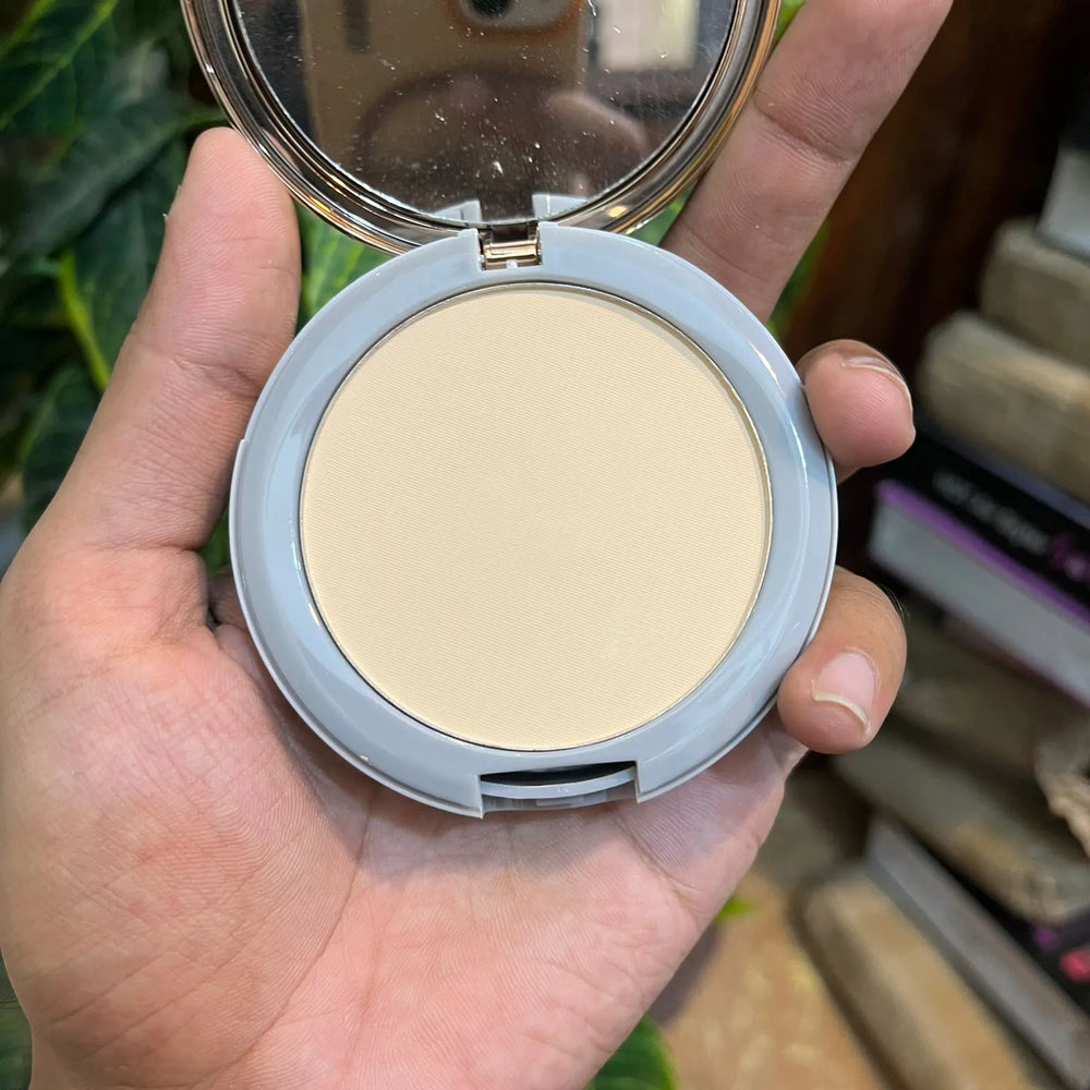 Emelie Double Face Powder – 2-in-1 Compact for Flawless Matte Finish Emelie