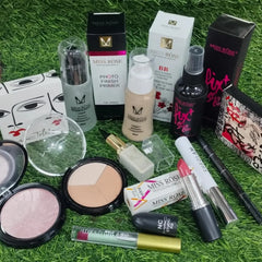 Makeup Deal 36: Ultimate Beauty Essentials Kit Cosmia.pk