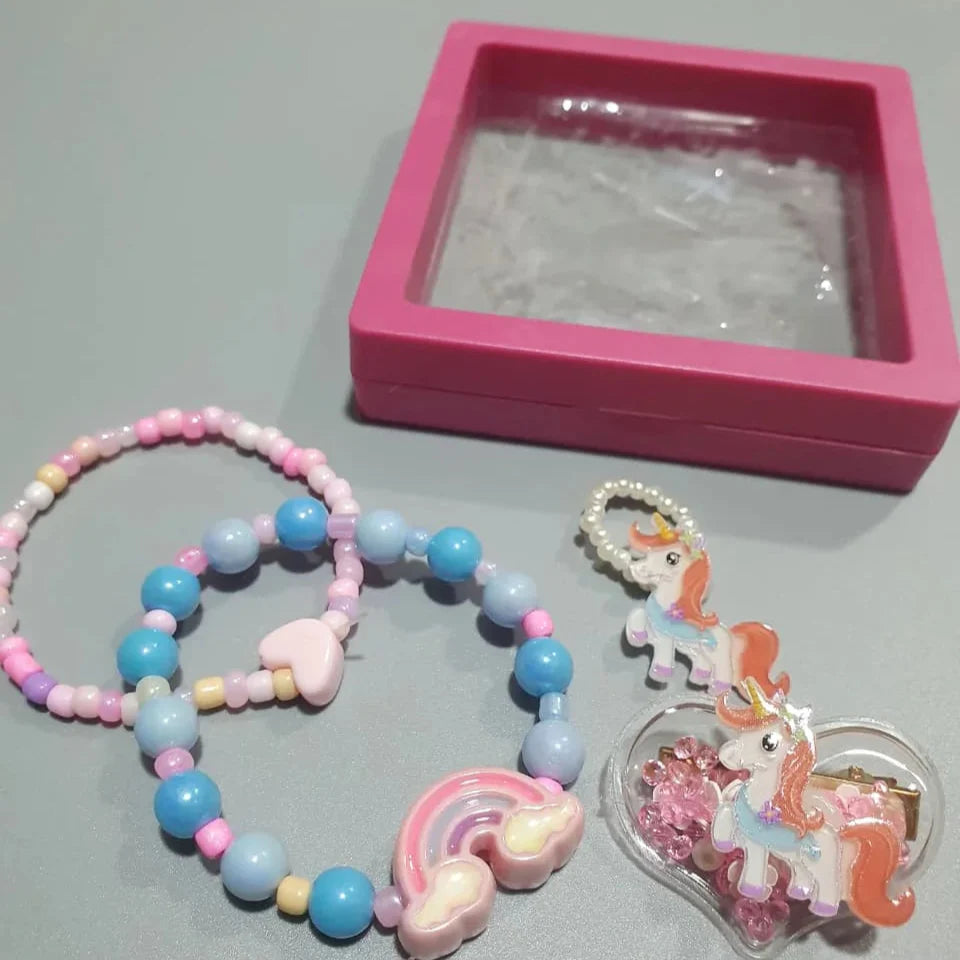 Baby Gift Box – Each Box Cosmia