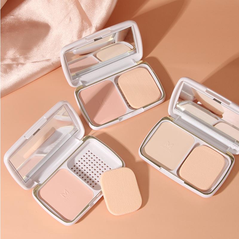 Mansly Smooth Velvet Pressed Powder & Finishing Compact Mansly