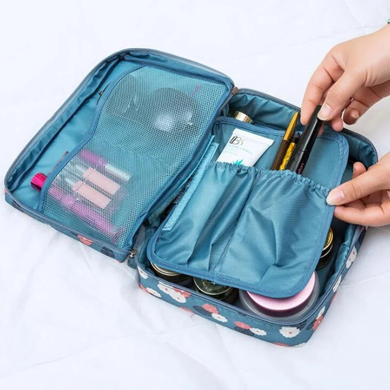Travel Multi Pouch Cosmia.pk