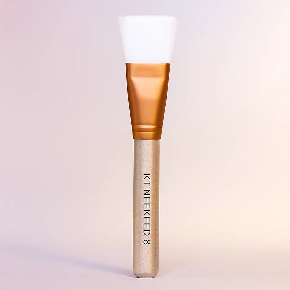Blush-On Brushes – Perfect Precision for a Flawless Glow Cosmia.pk