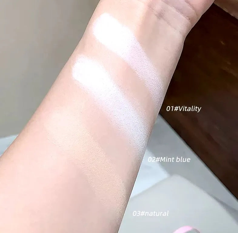 Gege Bear Matte Oil Control Face Powder Gege Bear