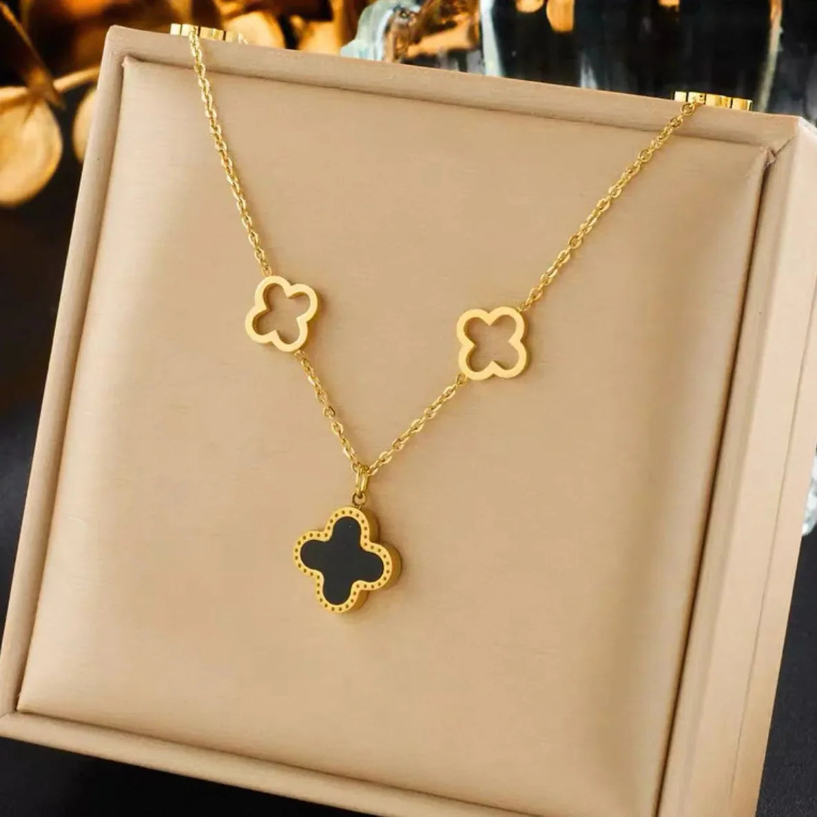 Gold-Plated Stainless Steel Four-Leaf Clover Necklace With Shell Pendant Cosmia