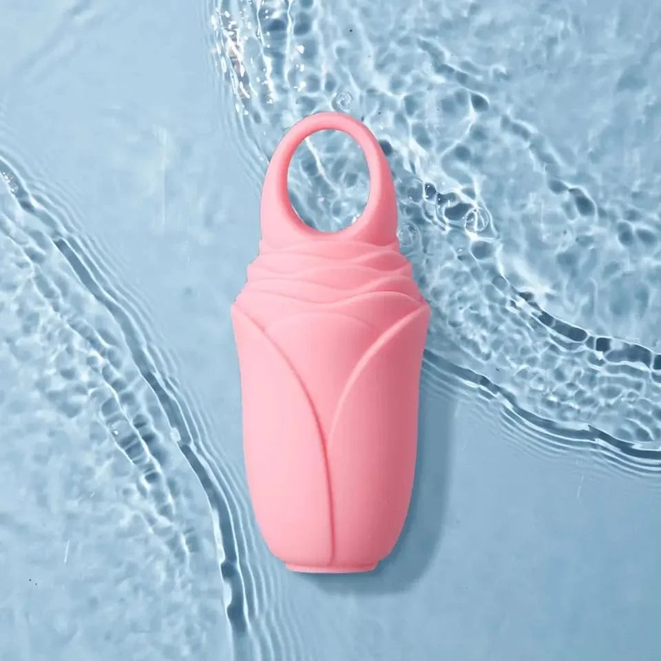 Facial Beauty - Silicon Ice Cube Face Roller Cosmia.pk