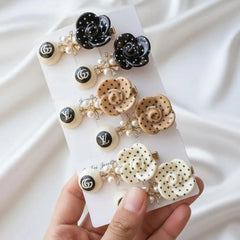 Girl hair clip 6 pcs card new gift item Cosmia.pk