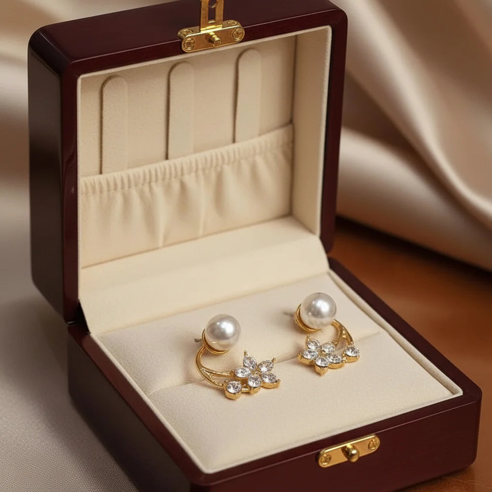 Pearl & crystal floral earrings Cosmia