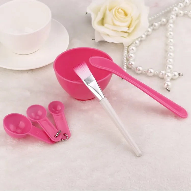 6 in 1 DIY Facial Beauty Mask Bowl with Stick Brush Set (Set of 6) Quetee