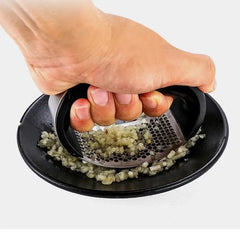 Stainless Steel Garlic Crusher, Garlic Grinder, Hand Held Garlic Press Cosmia.pk