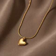 CLARA Hanging Heart Necklace Cosmia.pk