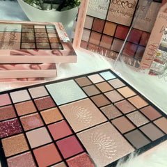 Mocallure Eyeshadow + Highlighter palette Mocallure