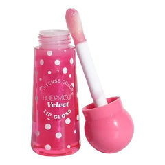 Hudamoji Velvet Vitamin E Lip Glosse Beauty Model