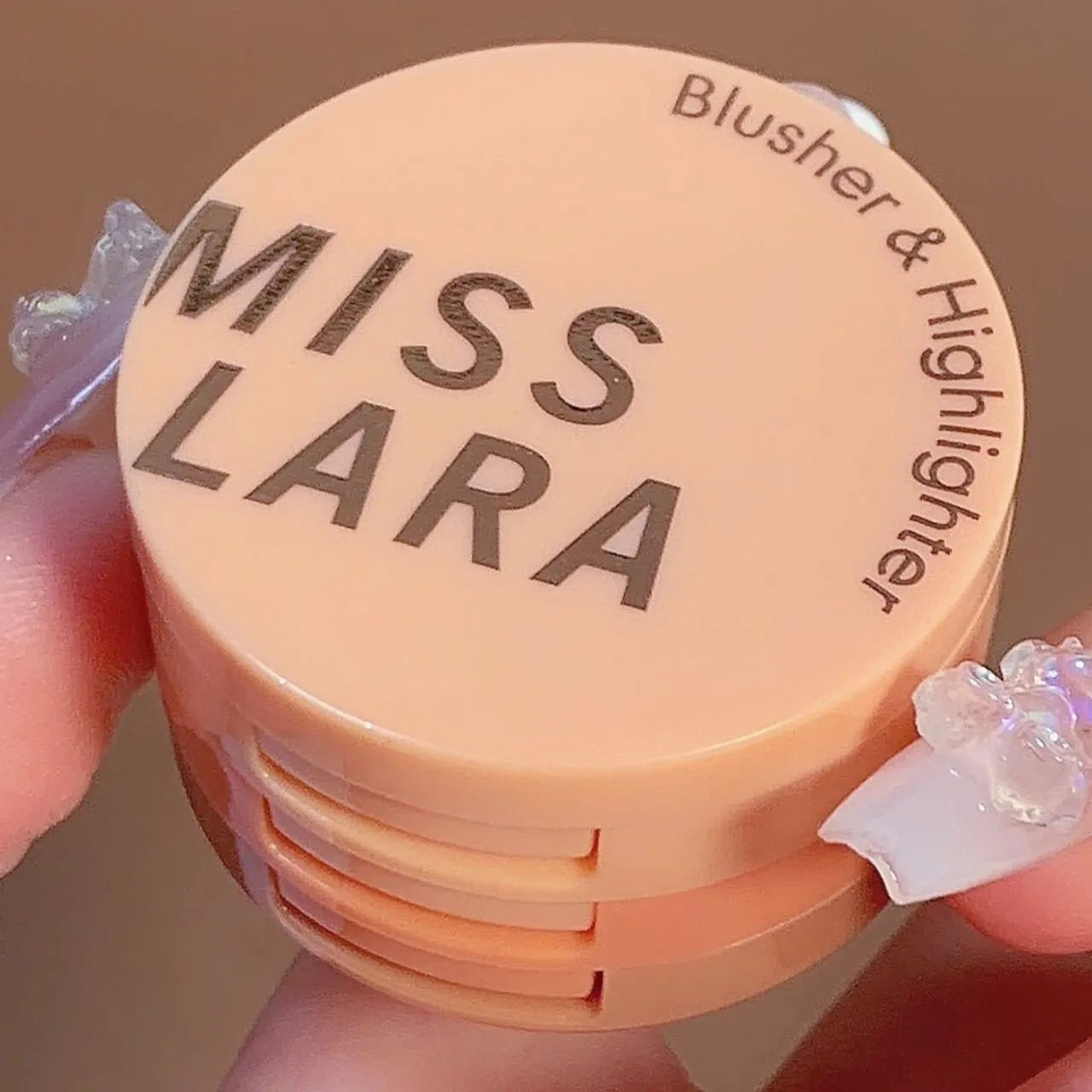 Miss Lara 3-in-1 Blush & Highlighter Palette Miss Lara