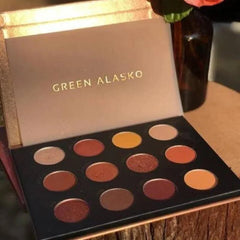 12 Color Green Alasko - Eyeshadow Palette Green Alasko