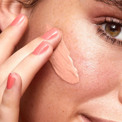 Oriflame OnColour Peach Glow Perfector Oriflame