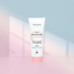 Oriflame Glow Essentials Face Cream with Vitamins E & B3 SPF 10 Oriflame