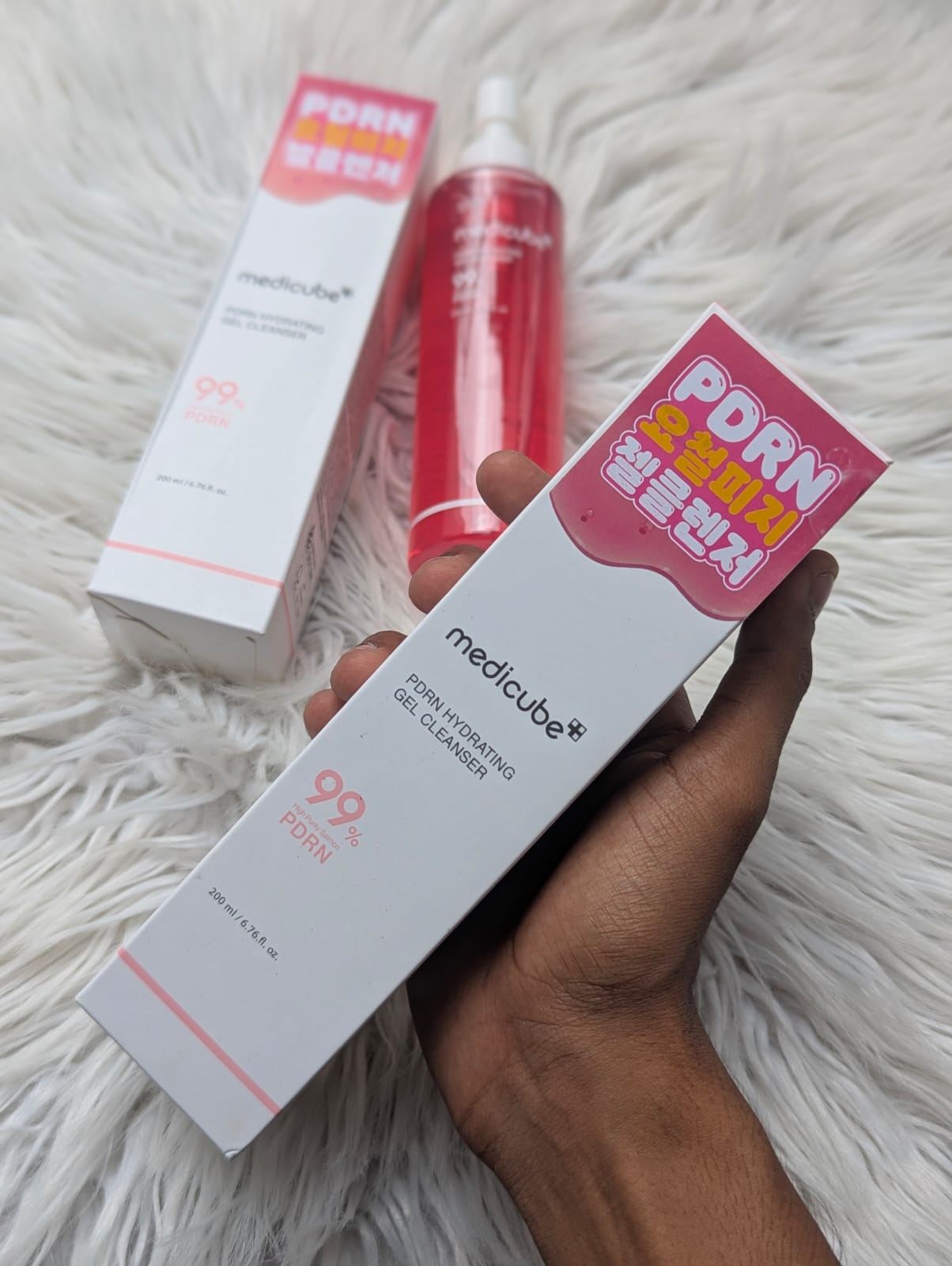 Medicube PDRN Hydrating Gel Cleanser 200ml Medicube