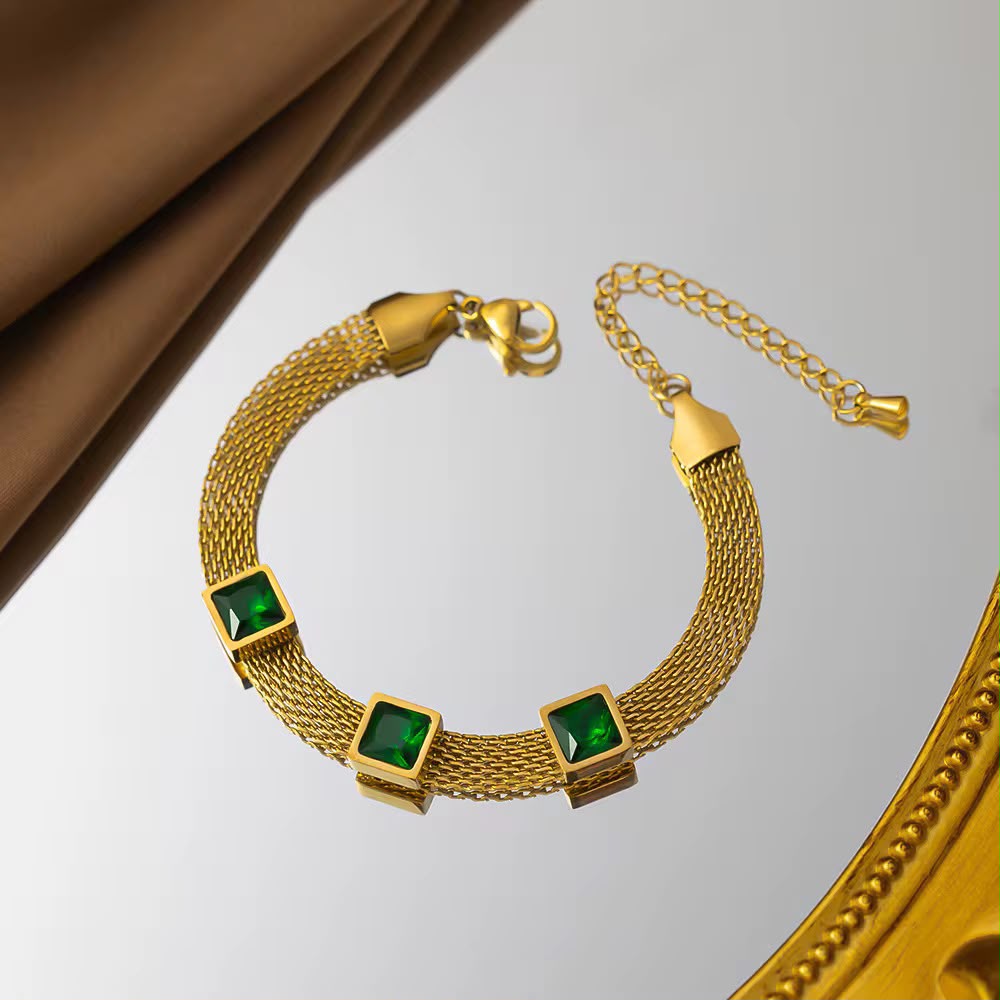 316L Stainless Steel Emerald Stone Bracelet Cosmia.pk