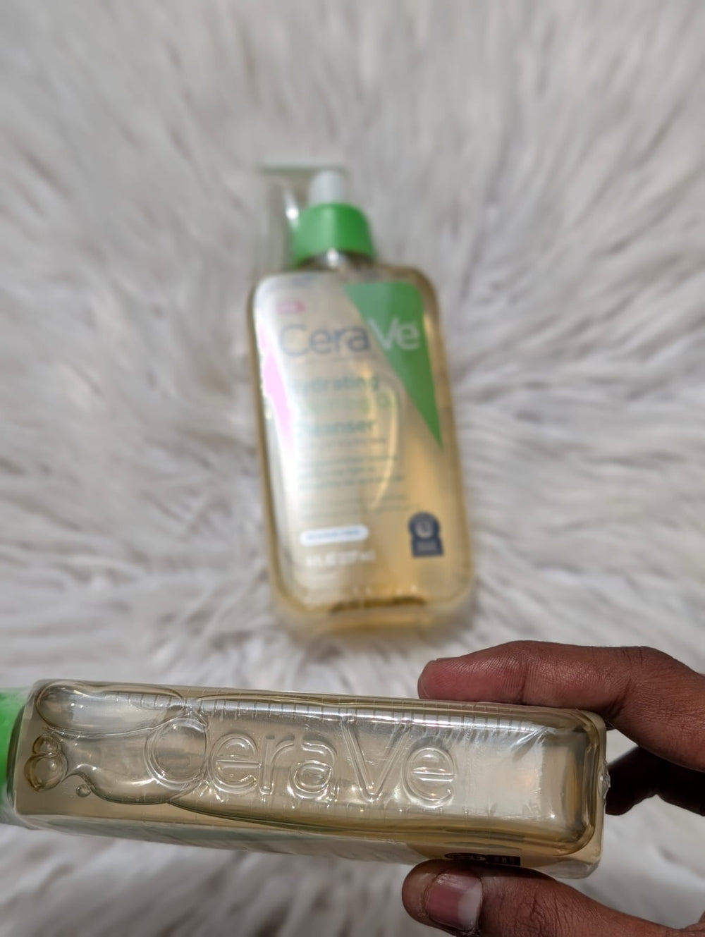 CeraVe Hydrating Foaming Oil Cleanser 237ml CeraVe