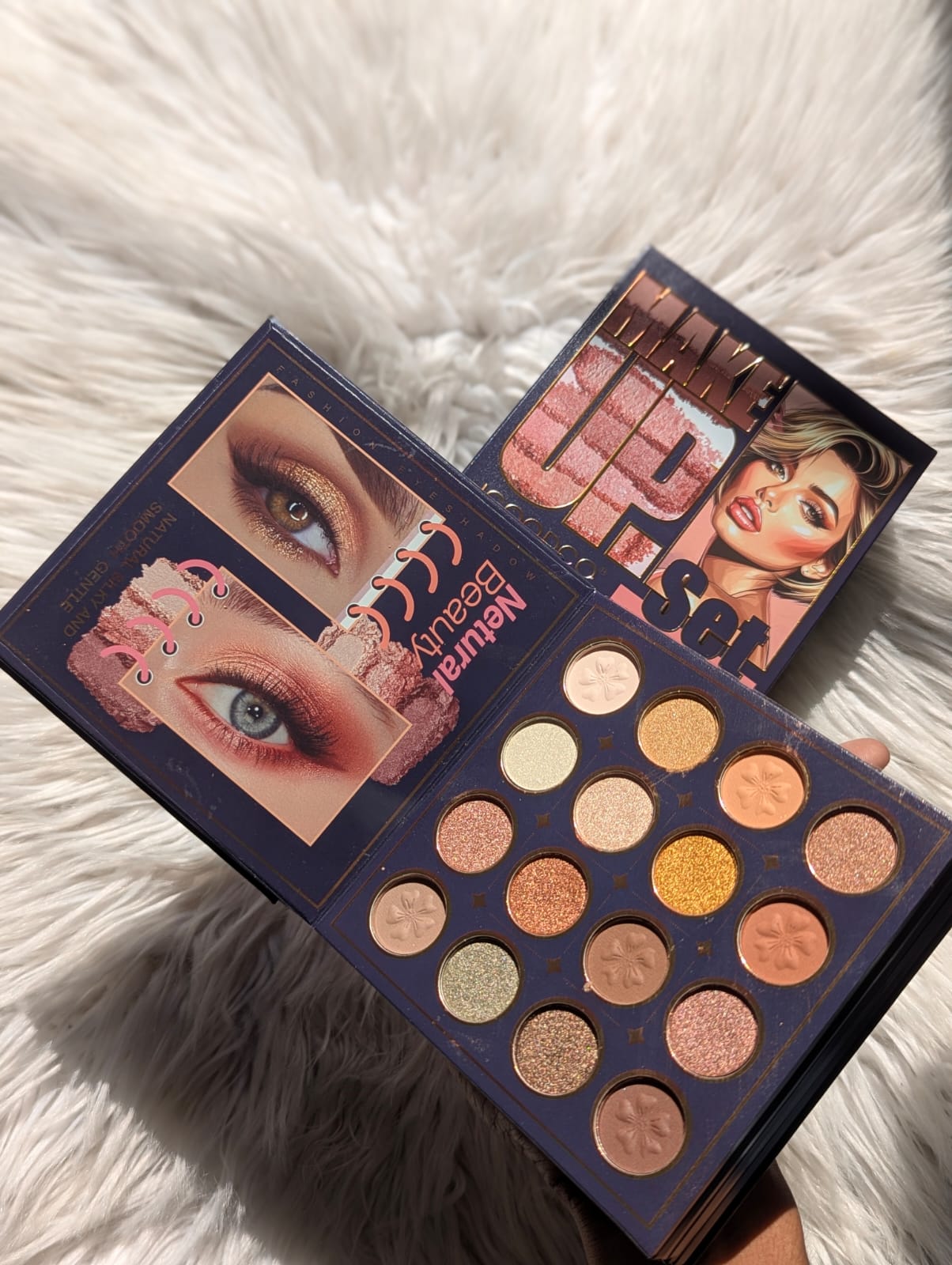 Igoodco Book Eyeshadow 8-in-1 Palette Igoodco