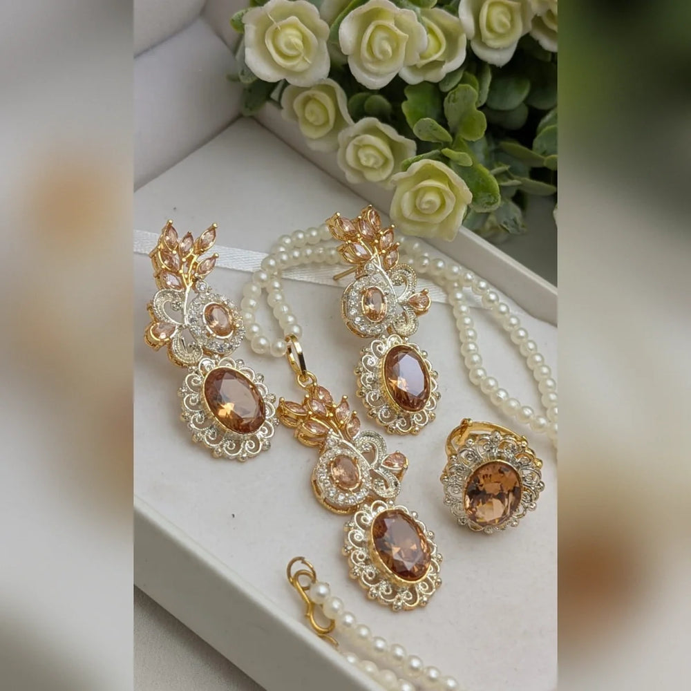 ELEGANT Zircon Set Cosmia