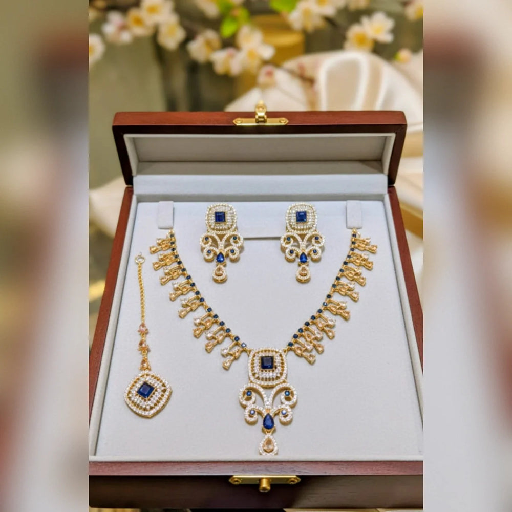 Elegant Zircon Necklace Set – Sparkling Sophistication Cosmia