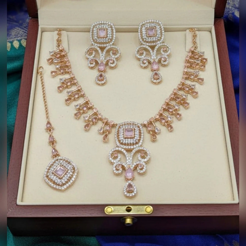 Elegant Zircon Necklace Set – Sparkling Sophistication Cosmia