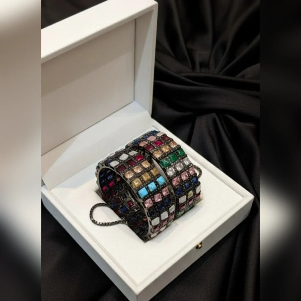 Rainbow Tide Cascade Bangles – Vibrant Flowing Elegance Cosmia